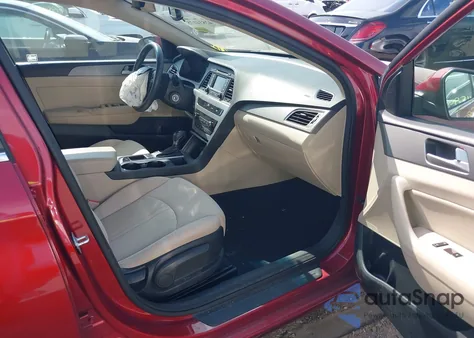 2015 Hyundai Sonata Se z USA, uszkodzony, nr VIN 5NPE24AF2FH212467